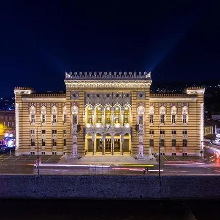 Old Town Lux