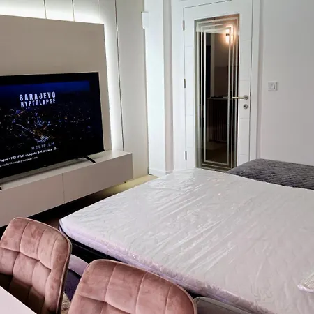 Apartment Old Town Lux *